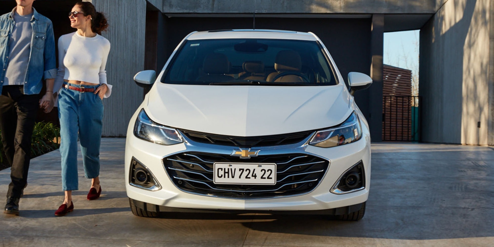 Chevrolet Cruze 5 blanco de frente